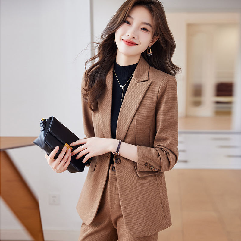 卡其色西裝外套女秋冬2023新款高端職業氣質女神范西服套裝高級感