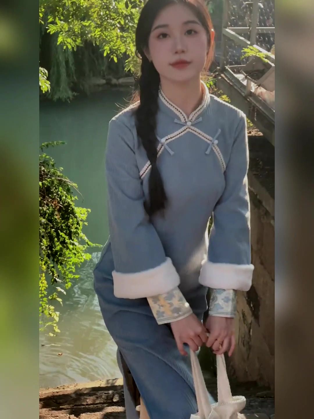 復古改良旗袍女新中式2023秋冬加絨加厚年輕款日常氣質高端連衣裙