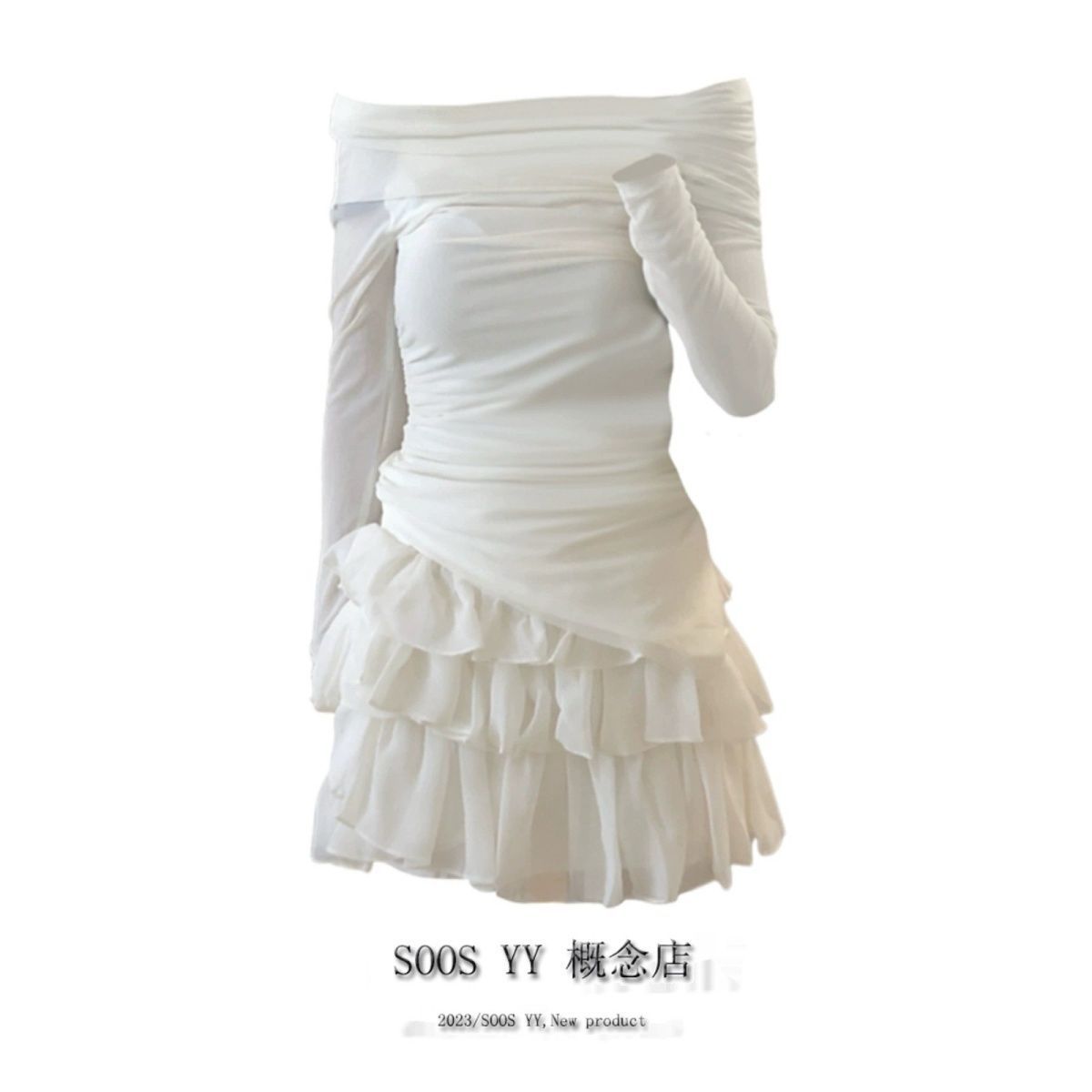 SOOS YY 大碼純欲辣妹不規則長袖一字肩上衣女秋高腰蛋糕短裙套裝