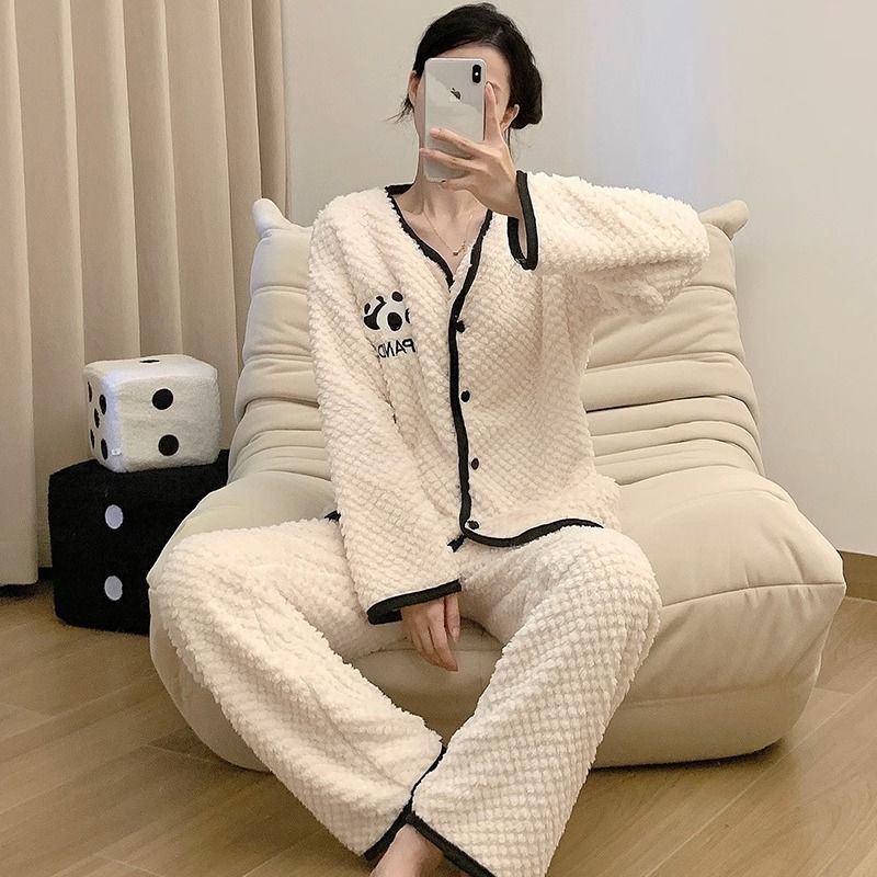 新款奶杏色秋冬季睡衣女加絨加厚珊瑚絨可愛熊貓開衫寬鬆兩件套裝