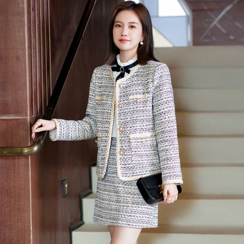 名媛小香风时尚套装女秋冬2023新款时尚气质时髦洋气减龄两件套裙