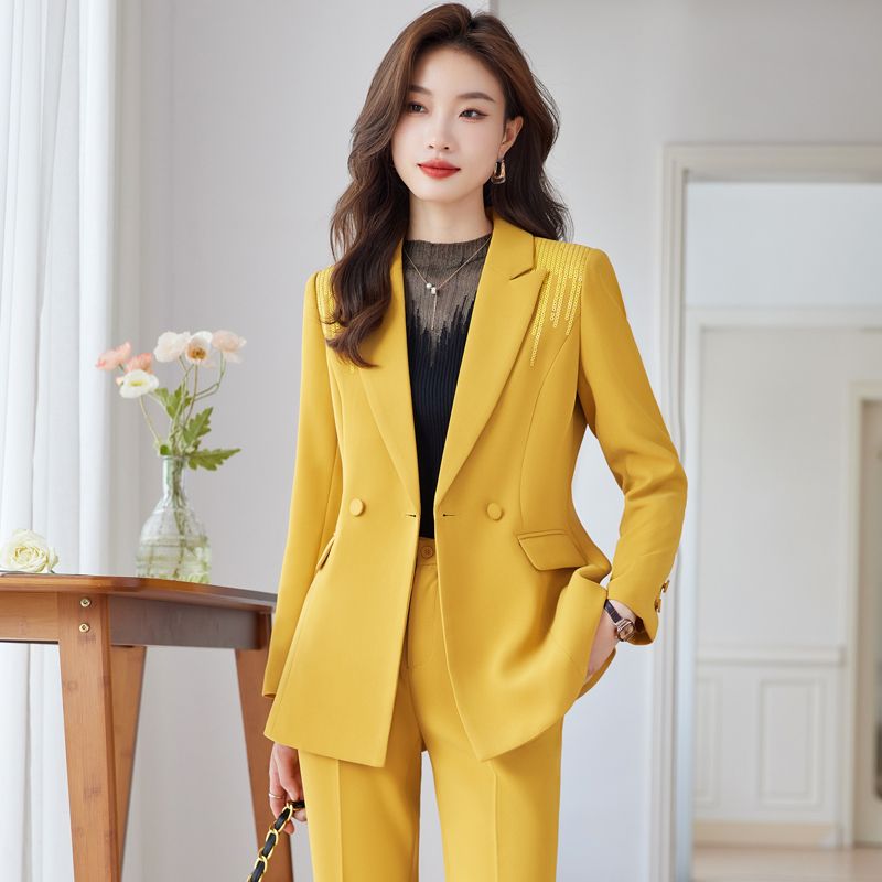 Yellow suit suit for women autumn and winter new 2023 fashion casual temperament goddess style host work clothes formal wear