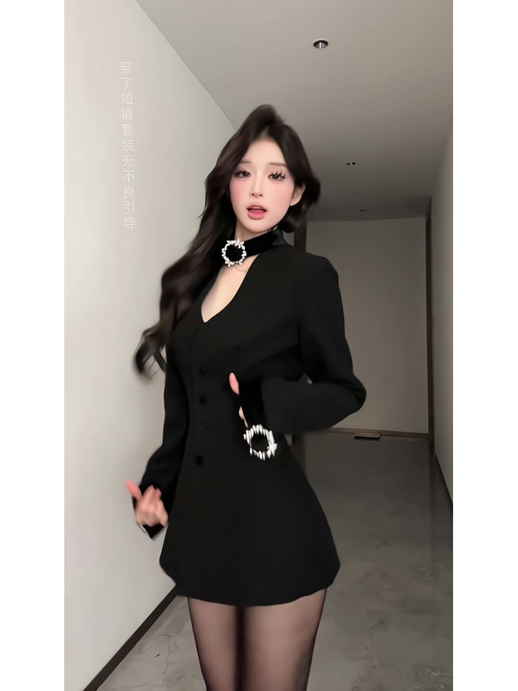 Temperament splicing diamond buckle design, waist slimming, mid-length temperament suit, pure lust style, high-end jacket for ladies