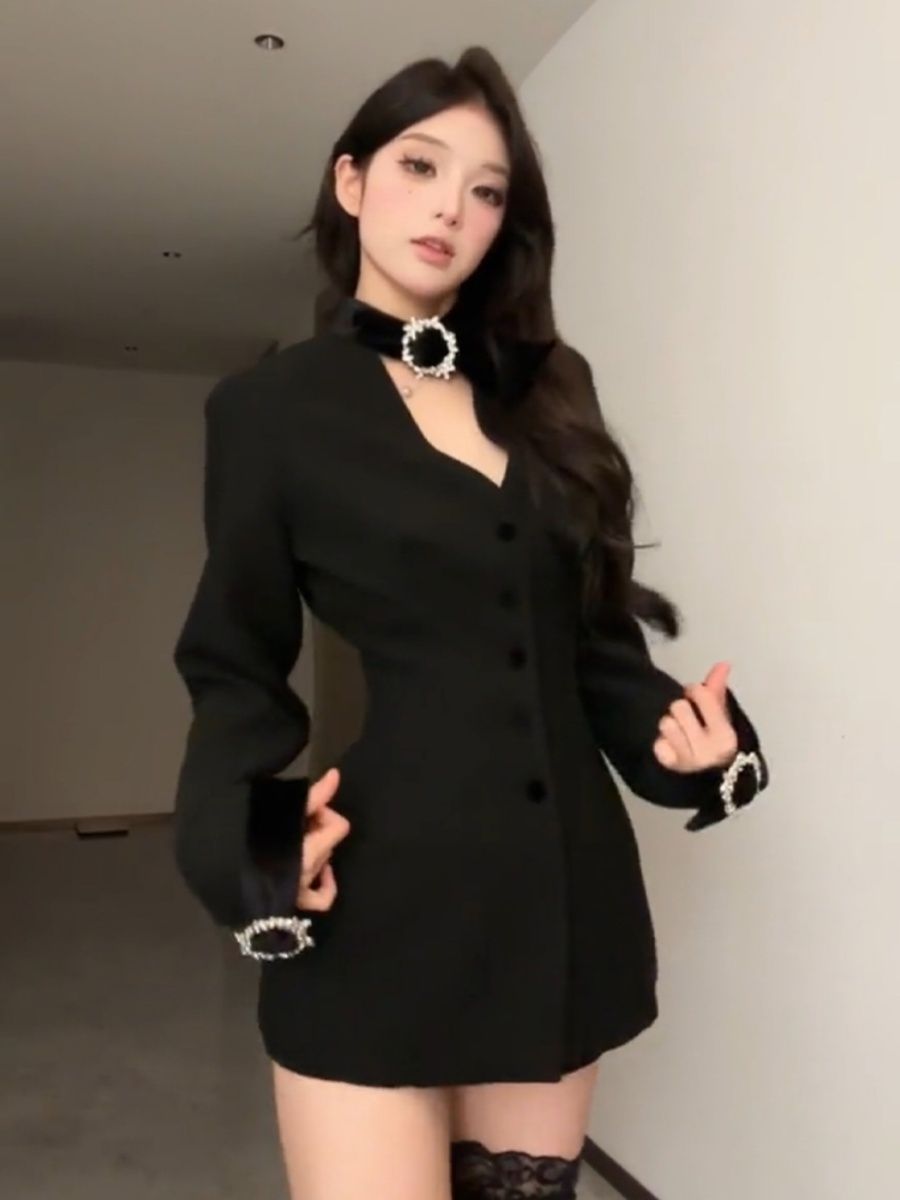 Temperament splicing diamond buckle design, waist slimming, mid-length temperament suit, pure lust style, high-end jacket for ladies