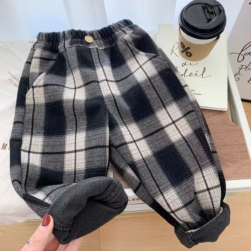 Boys' one-piece velvet trousers, new winter style Korean style plaid trousers, children's casual trousers, children's velvet trousers