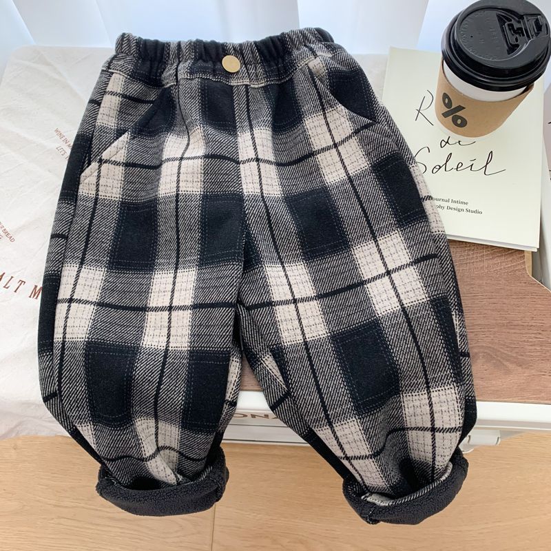 Boys' one-piece velvet trousers, new winter style Korean style plaid trousers, children's casual trousers, children's velvet trousers