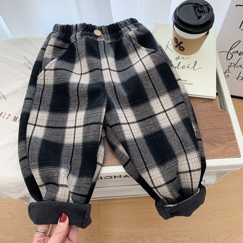 Boys' one-piece velvet trousers, new winter style Korean style plaid trousers, children's casual trousers, children's velvet trousers