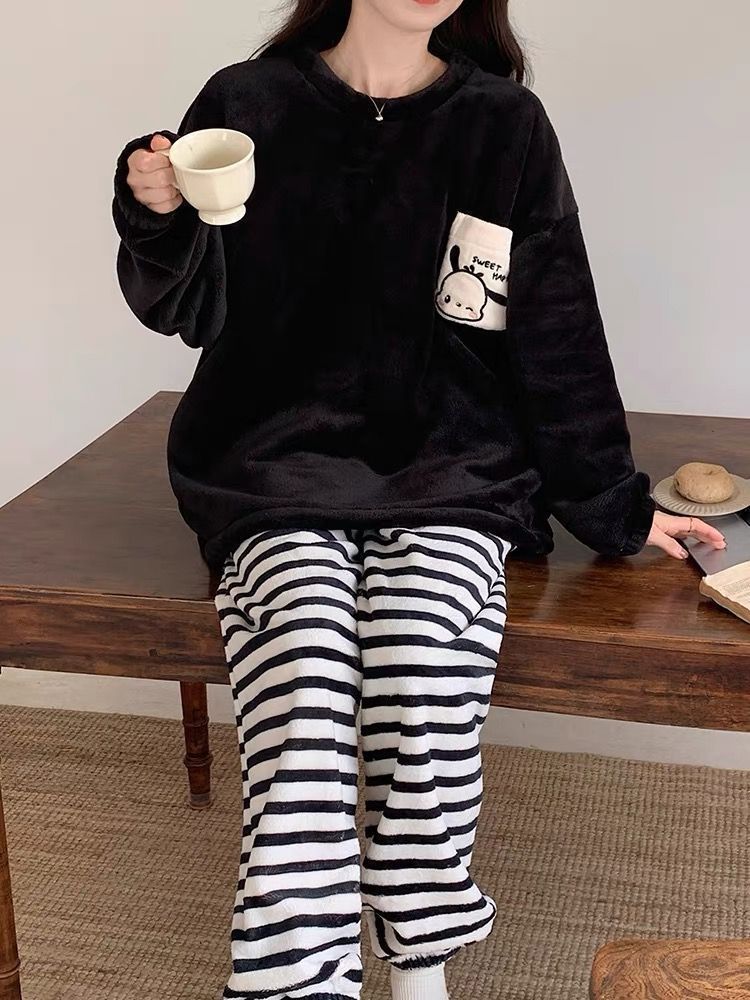 珊瑚絨秋冬季卡通睡衣女2023年韓版加絨加厚套裝冬天可外穿家居服
