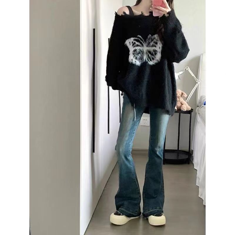 American retro hot girl style butterfly embroidered sweater autumn new ripped off-shoulder design loose soft waxy top