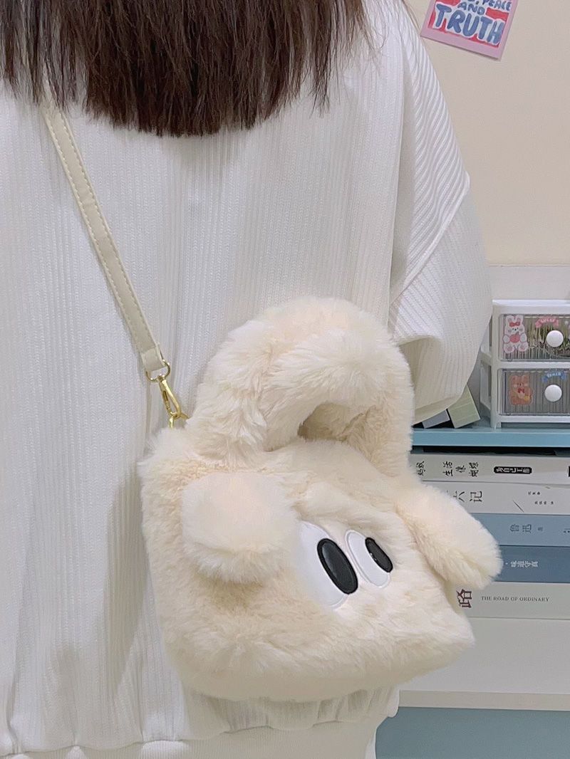 Plush big-eyed puppy women's bag 2023 winter new UR furry bag fashionable and cute bucket shoulder crossbody bag