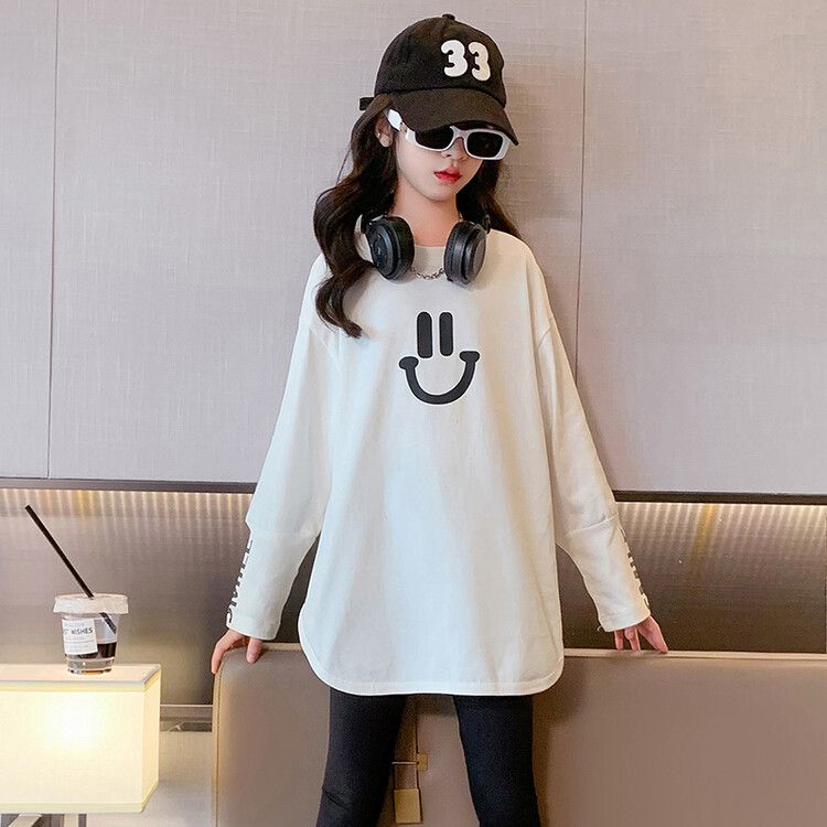 Girls' velvet bottoming shirt, stylish mid-length  new medium and large children's long-sleeved white T-shirt, simple inner wear and outer wear