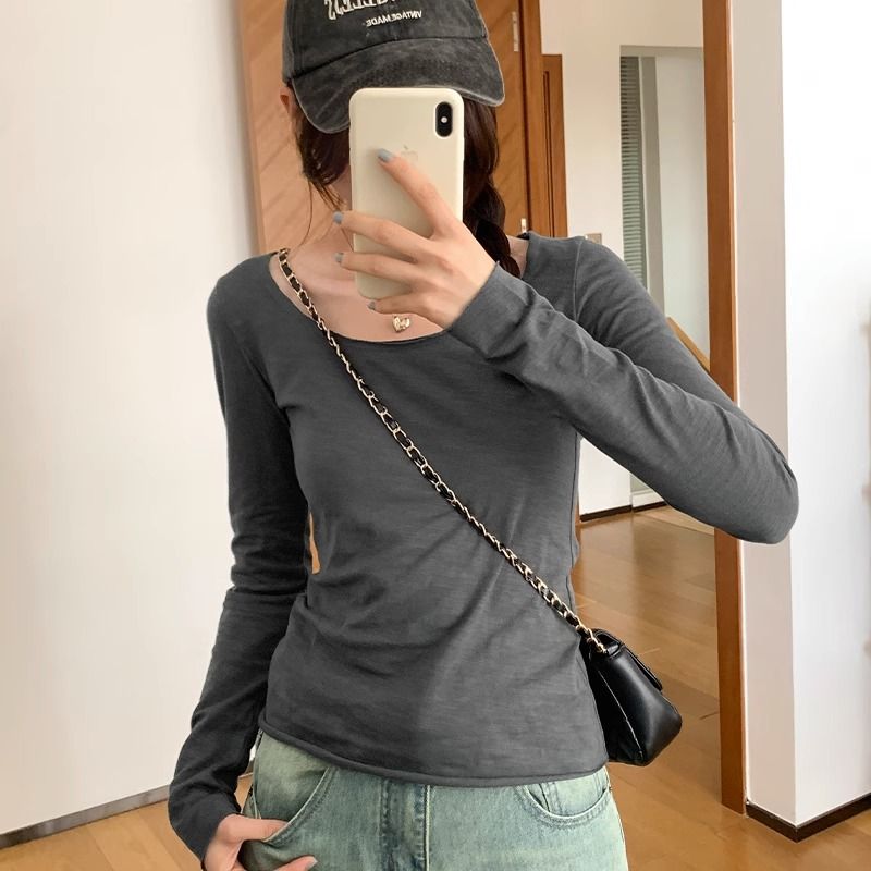 簡約顯瘦無鎖邊大U領長袖t恤女時尚秋冬新款打底衫百搭純欲風上衣