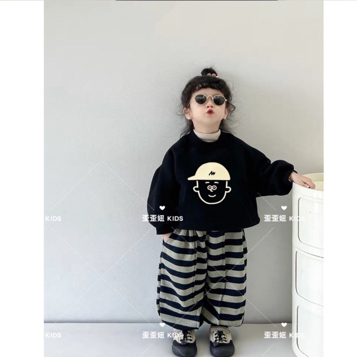 Korean children's clothing girls' suit plus velvet thickened autumn and winter clothing children's fashion printed pullover sweatshirt and sweatpants two-piece set