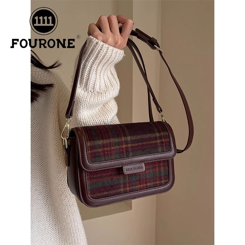 Niche velvet bread bag for women new fashion high-end shoulder crossbody bag retro versatile saddle bag