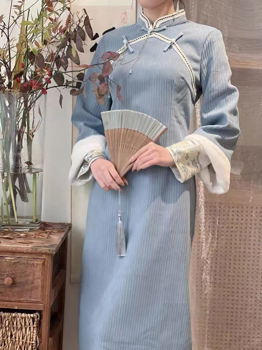 新中式藍色改良冬季加絨旗袍2023新款少女長袖復古年輕款女連衣裙