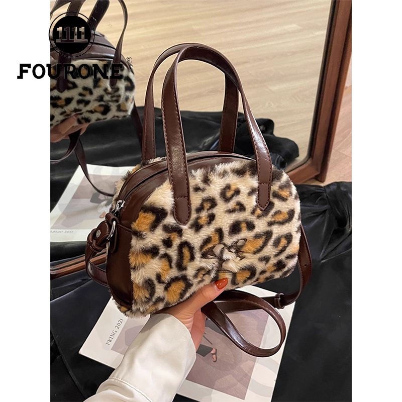 Leopard print bag women's new plush shoulder crossbody bag niche design furry portable shell bag