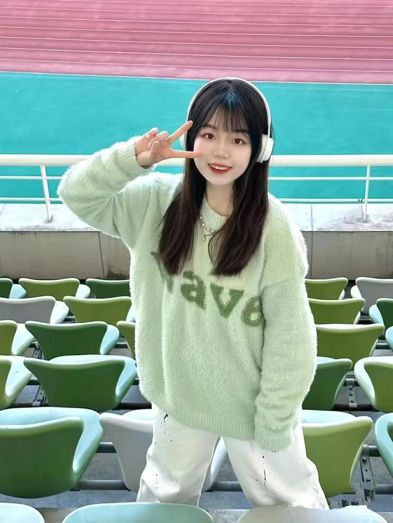 慵懶風設計感毛絨絨針織衫上衣2023秋冬女套頭加厚水貂絨寬鬆毛衣