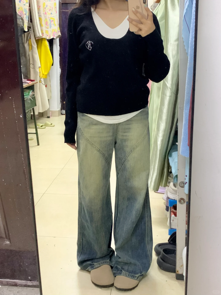 假兩件撞色秋冬V領衫女秋冬季設計感黑色內搭修身長袖上衣