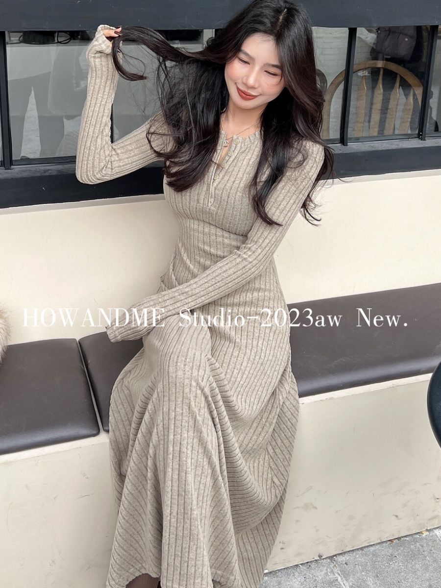 howandme autumn and winter  new French waist slimming mid-length bottoming skirt long-sleeved knitted dress for women