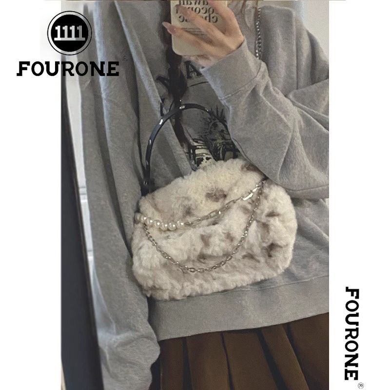 Plush bag women's new trendy Korean chain armpit bag versatile ins portable crossbody furry bag