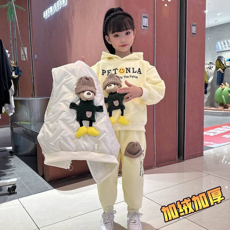 Girls' fleece sweatshirt autumn and winter suit  new winter medium and large children and girls casual thickened three-piece set