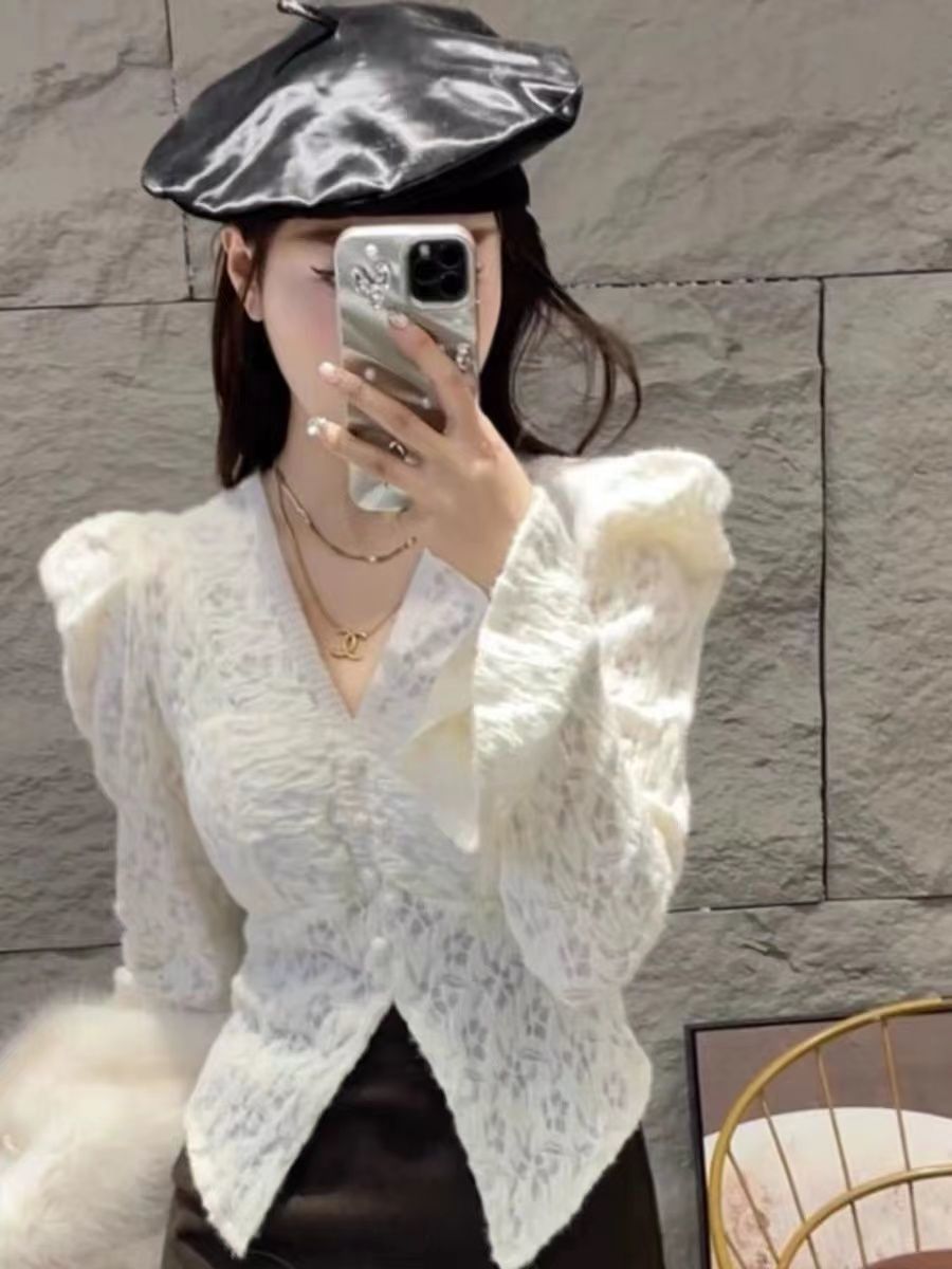 設計感名媛V領磨毛蕾絲衫女襯衫2023秋冬新款開叉上衣外穿小衫潮