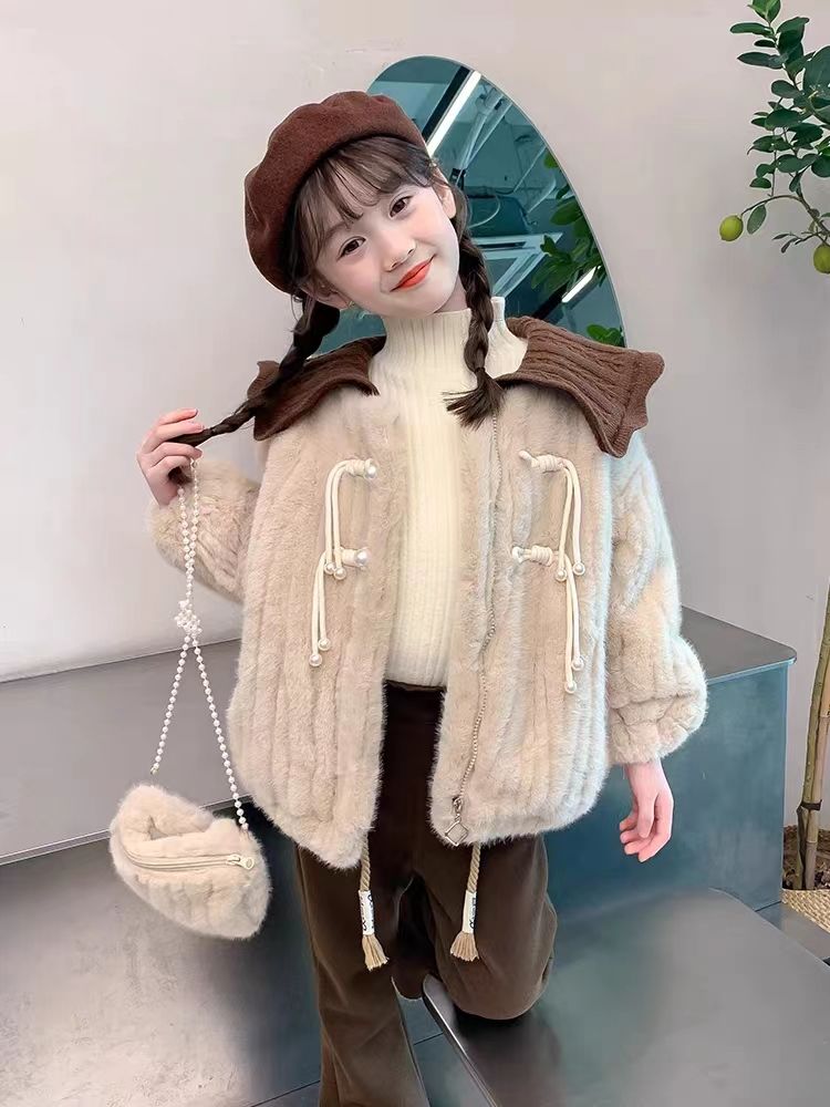 女童加绒外套2023新款韩版童装儿童冬装小香风衣服女孩冬季毛毛衣