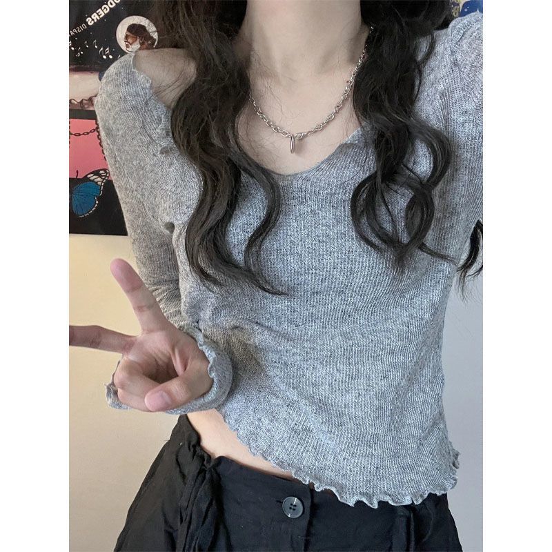 設計感小眾別致木耳邊辣妹V領長袖內搭打底針織衫女早秋短款上衣