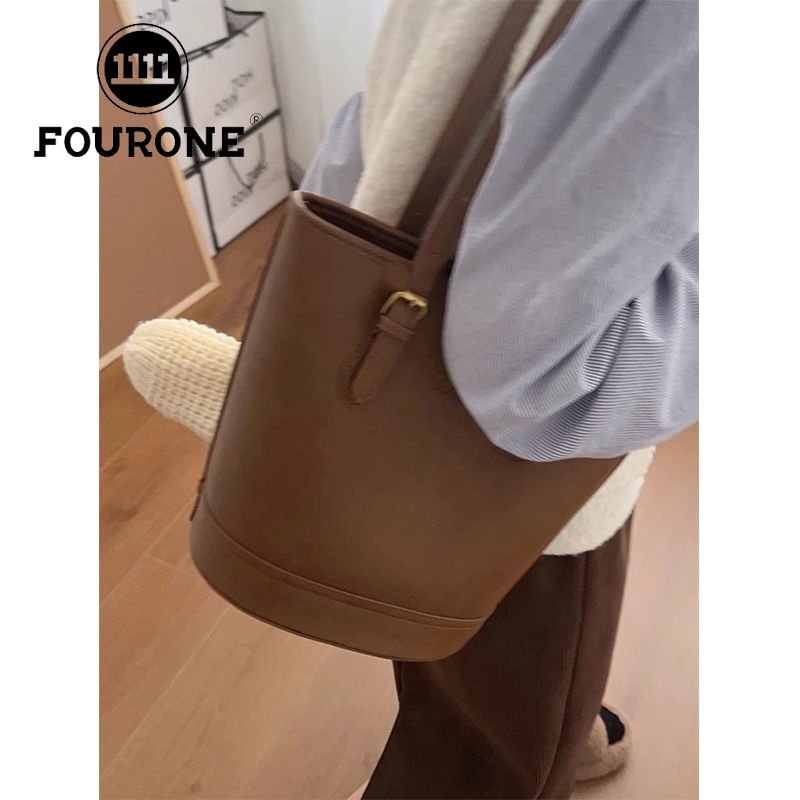 Large-capacity bag women's new single shoulder underarm bag high-quality work commuting retro bucket bag
