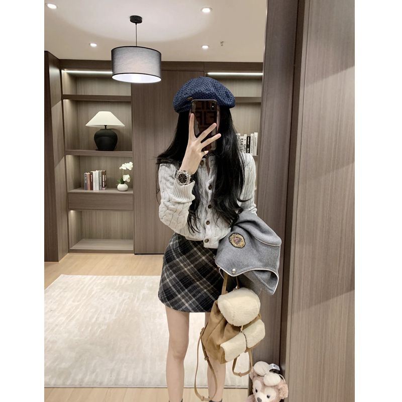 套裝女2023秋冬新款韓系學院風粗麻花針織毛衣開衫高腰格紋半身裙