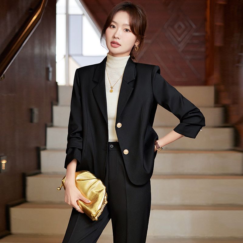 黑色小香風西裝外套女秋冬2023新款高級感小個子短款上衣西服套裝