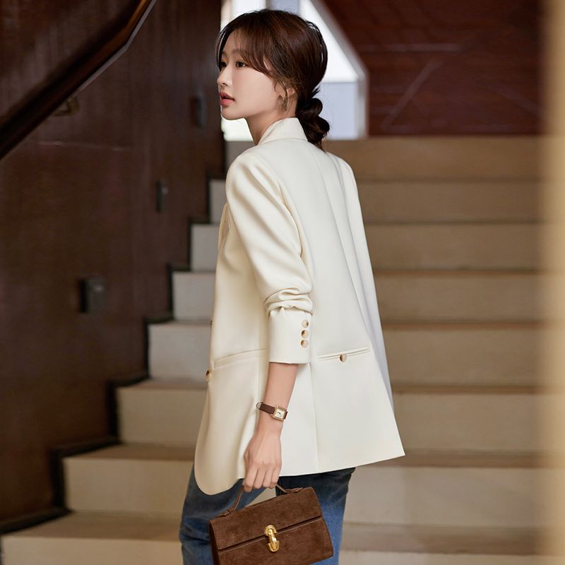 白色西装外套女秋冬新款高端时尚气质小个子休闲韩版西服上衣