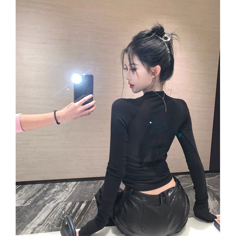 黑色上衣秋季女2023新款辣妹氣質收腰高領修身印花露背長袖打底衫