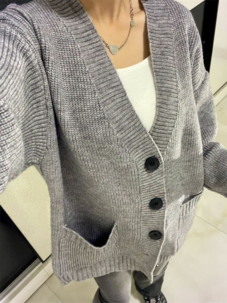2023 school supply lazy feeling loose cardigan sweater autumn and winter new college style outer wear v-neck sweater for women