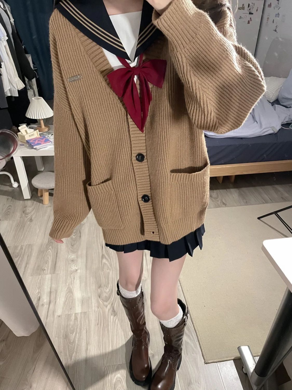 Maillard V-neck sweater for small women in autumn and winter loose Japanese college style ins lazy thickened knitted cardigan
