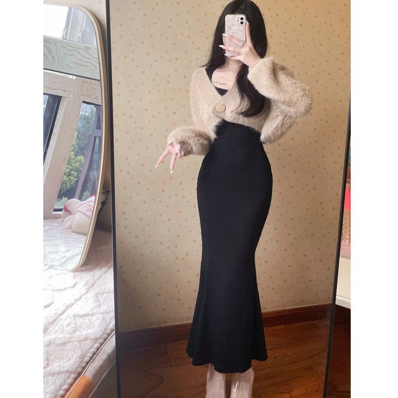 套裝女2022冬季新款純欲風包臀魚尾裙收腰顯瘦長袖連衣裙毛衣開衫