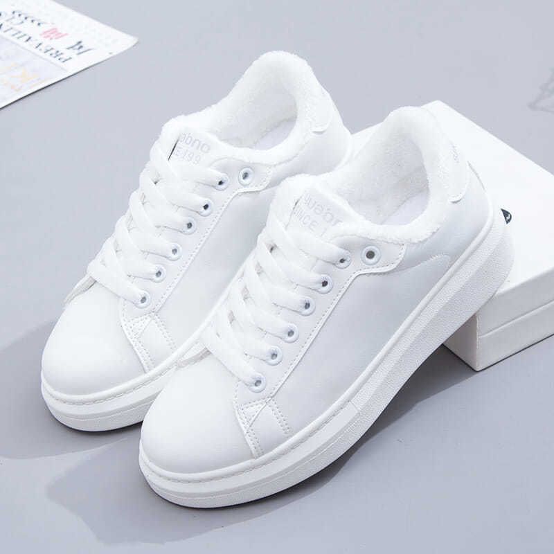 Autumn and winter velvet white shoes for women 2023 new winter large cotton shoes to keep warm and versatile sneakers for students' sports and leisure trends
