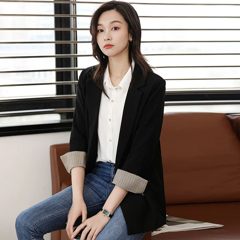 Small blazer women's autumn and winter 2023 new Korean style casual high-end temperament casual quilted suit top
