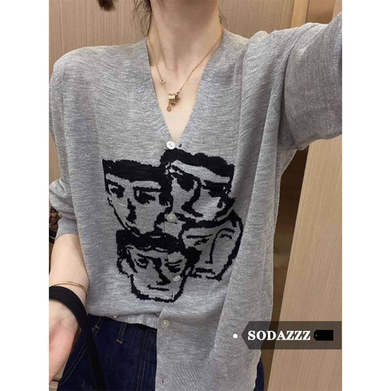 SODAZZZ復古V領針織開衫女秋冬季寬鬆減齡防曬外搭罩衫長袖上衣女