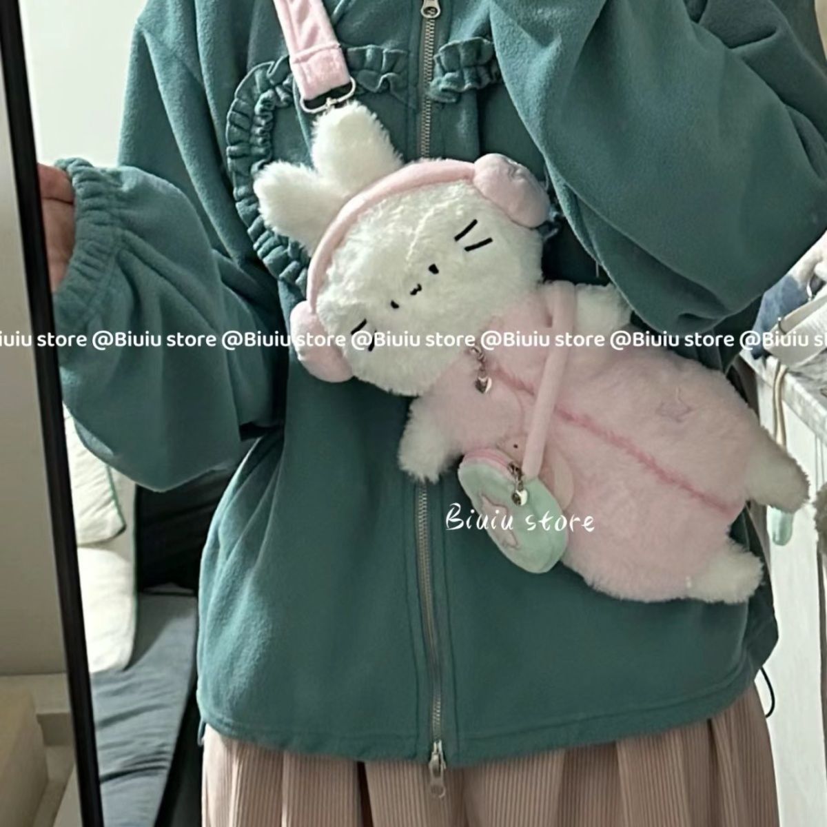小紅書同款耳機貓毛絨學生可愛玩偶筆袋生日禮物手機鑰匙胸包