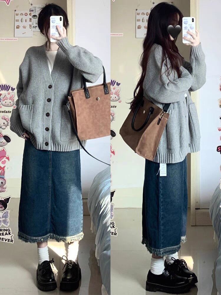 Japanese lazy style wool knitted cardigan top autumn and winter 2023 new gray V-neck loose thickened coat for women