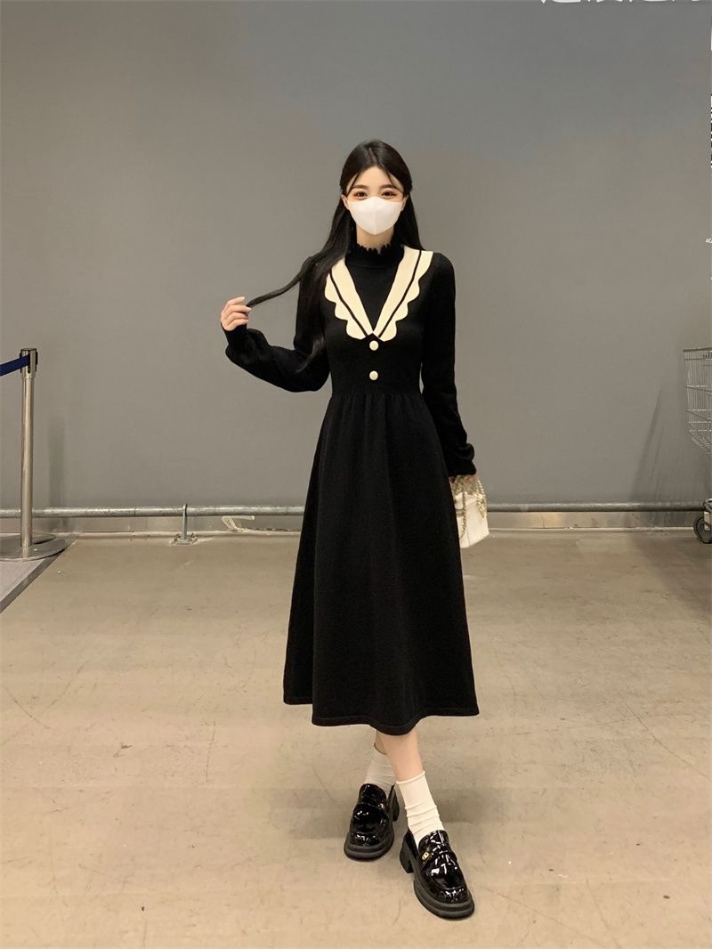 大碼女秋冬法式復古高級感赫本風遮肚顯瘦a字黑色針織毛衣連衣裙