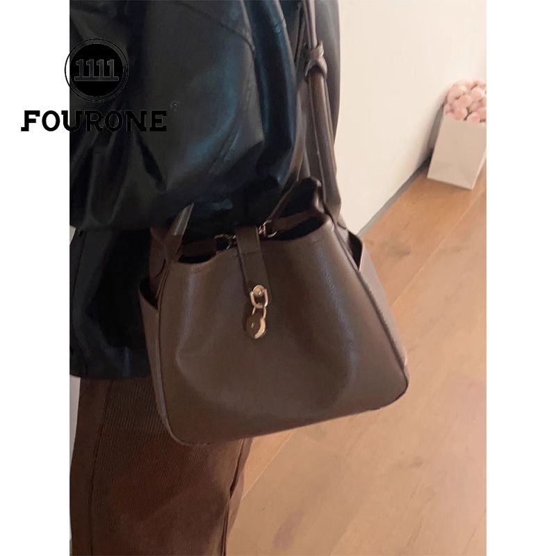 High-end retro small bag women's new trendy shoulder crossbody bag niche casual versatile bucket bag