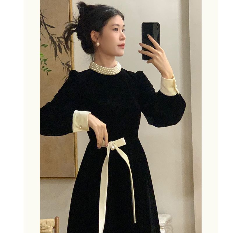 復古手工釘珠千金赫本風小黑裙絲絨連衣裙女黑色年會裙聖誕禮服裙