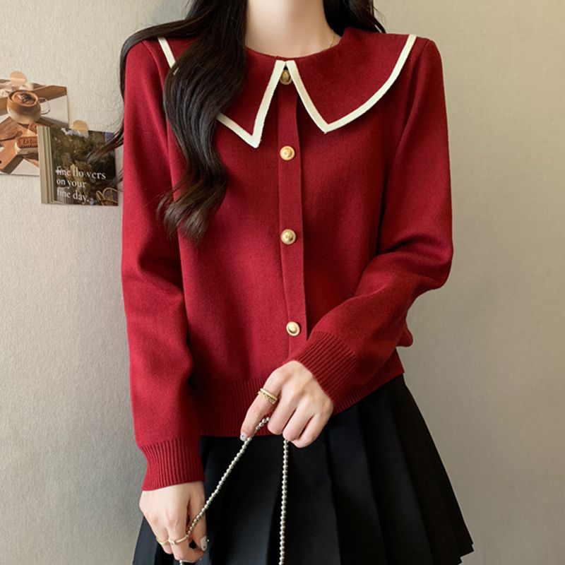 大碼女裝顯瘦紅色毛衣女秋冬2023新款娃娃領上衣小香風針織打底衫