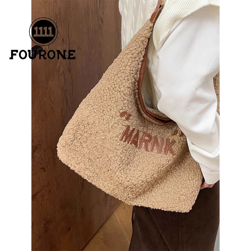 Retro Lamb Plush Bag Women's New Single Shoulder Underarm Bag Casual Large Capacity Commuting Tote Bag