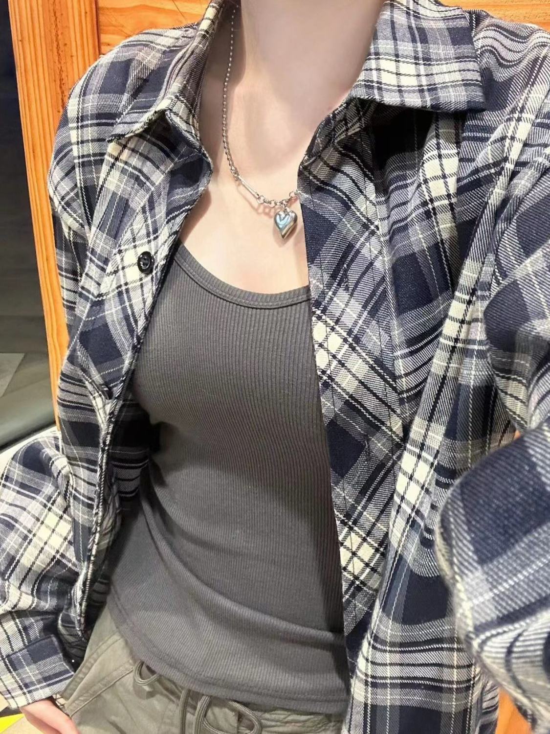 藏青色格子襯衫外套女秋冬款垂墜感慵懶風情侶款襯衣外搭開衫ins
