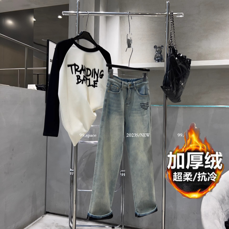 九九家2023年冬季新款百搭加厚絨直筒拖地褲高腰字母牛仔褲淺色