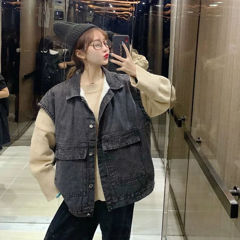 Autumn and winter new Korean style sleeveless versatile denim vest women's waistcoat student loose BF style workwear jacket trendy