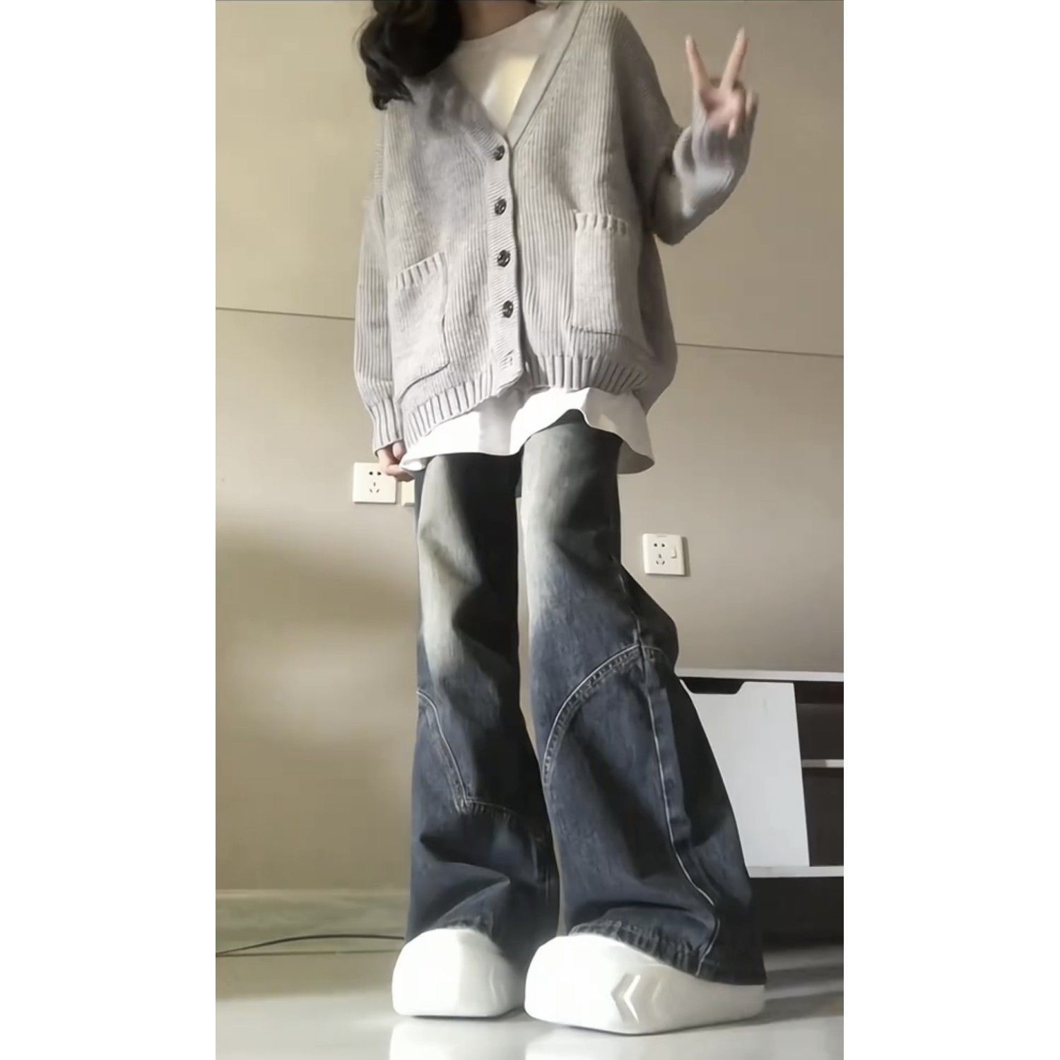 復古水洗寬鬆微喇叭牛仔褲女新款高腰顯瘦設計感闊腿拖地褲子ins